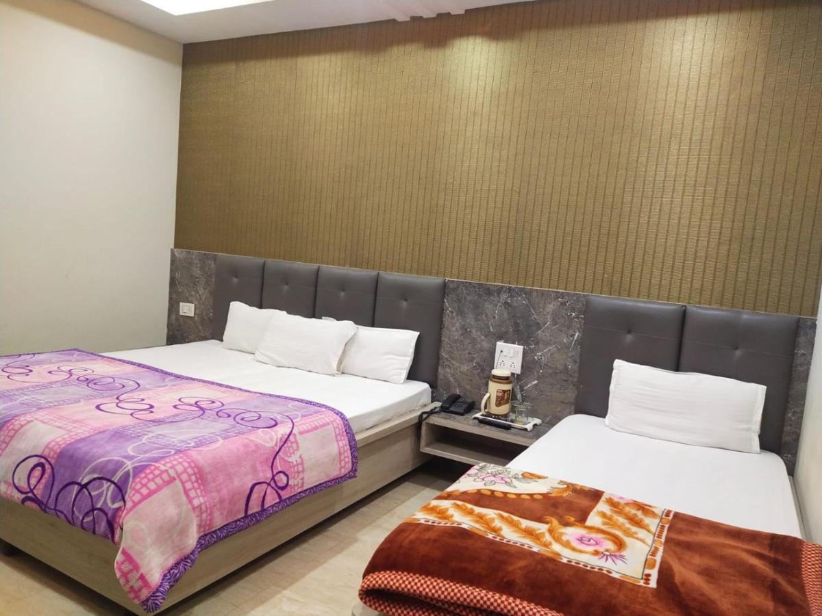 Hotel Gateway Kailash Varanasi Exterior foto