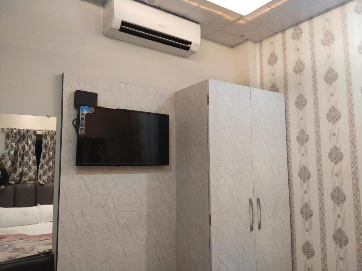Hotel Gateway Kailash Varanasi Exterior foto